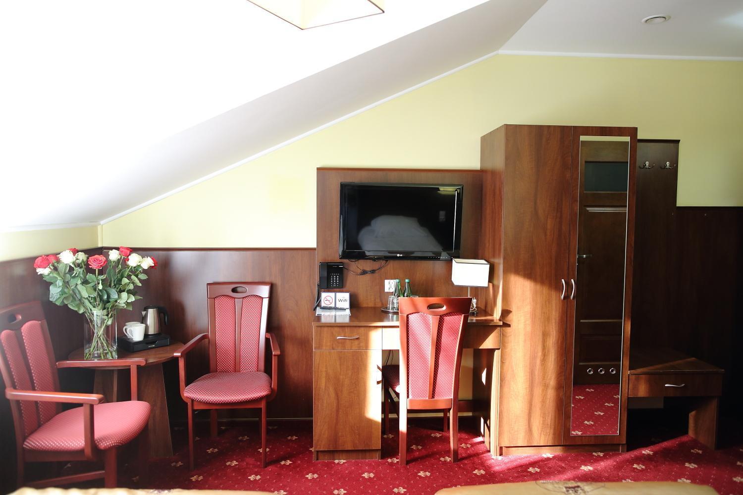 Hotel Kalchem Brzozie Esterno foto