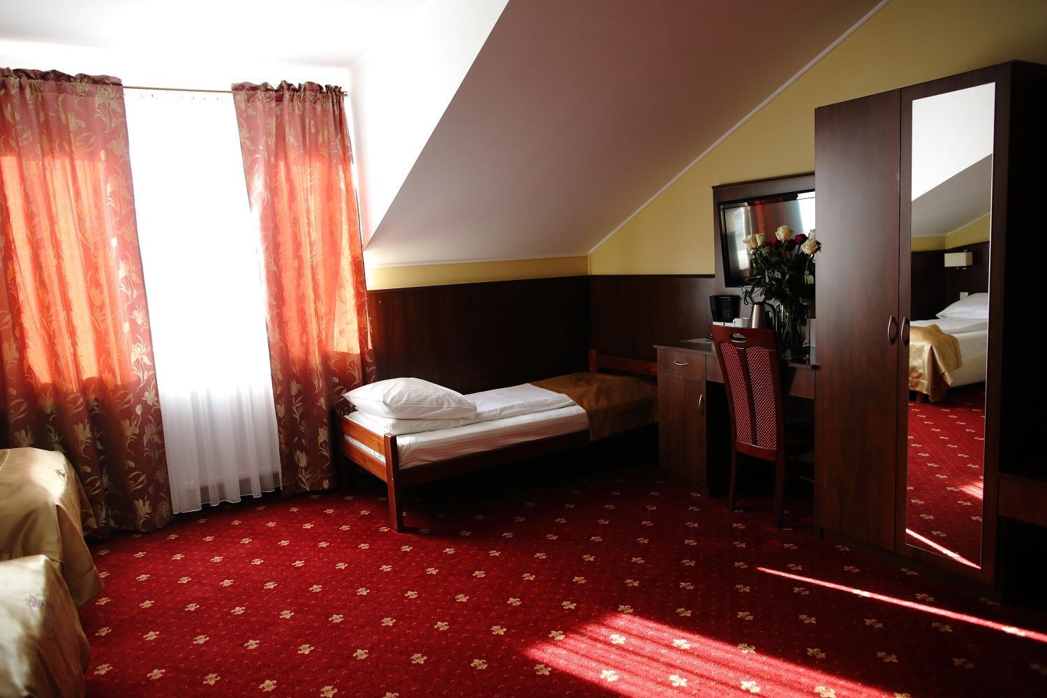 Hotel Kalchem Brzozie Esterno foto